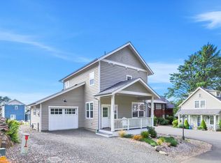 2073 NE Mulberry Loop, Lincoln City, OR 97367