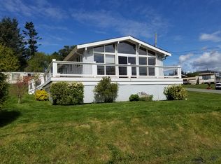 5526 Skyvue Rd, Blaine, WA 98230