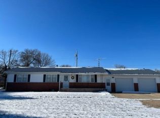 415 N 1st St, Bloomfield, NE 68718