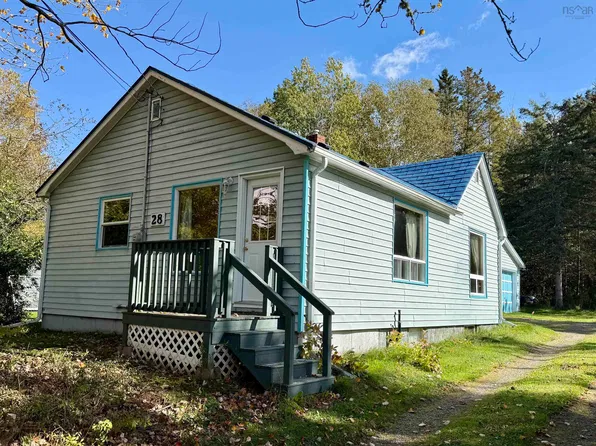 28 Valleydale Rd, Murray Siding, NS B6L 4M5