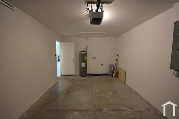 2225 Carver Ave — Photo 24