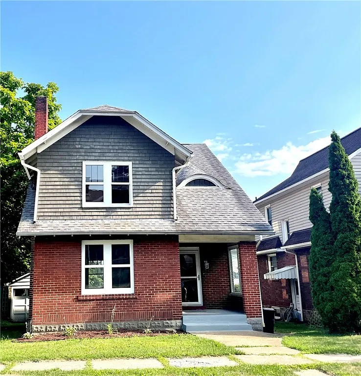 315 Spruce St photo 1