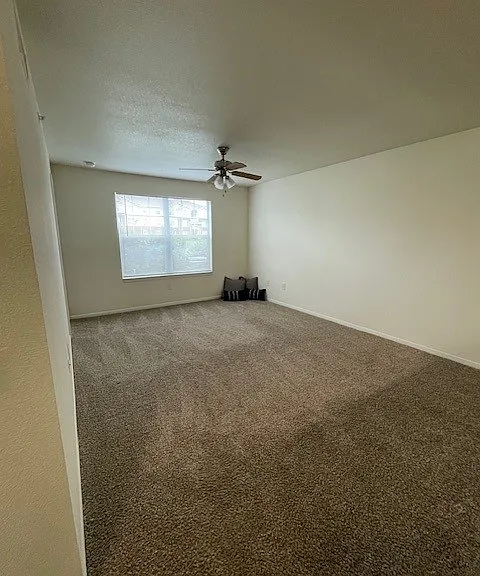 Kimberly Pointe Apartments — Photo 14