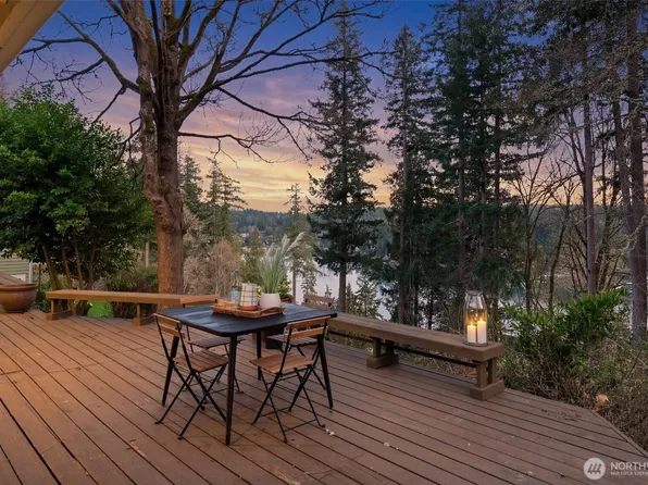202 Fir Drive NW, Gig Harbor, WA 98335