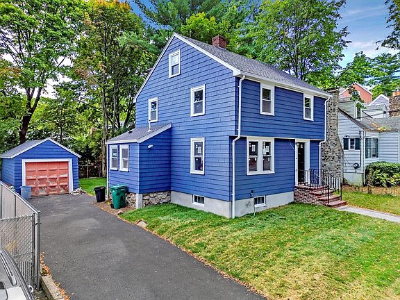 4th image of 32 Grant Rd