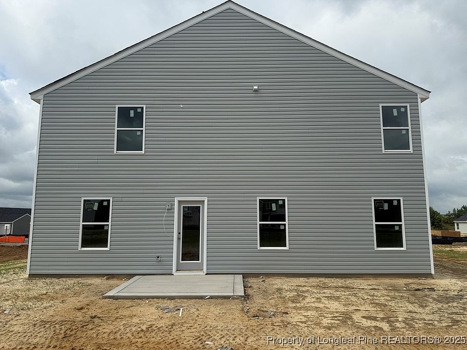 2nd image of 960 Sapphire Stone Ln