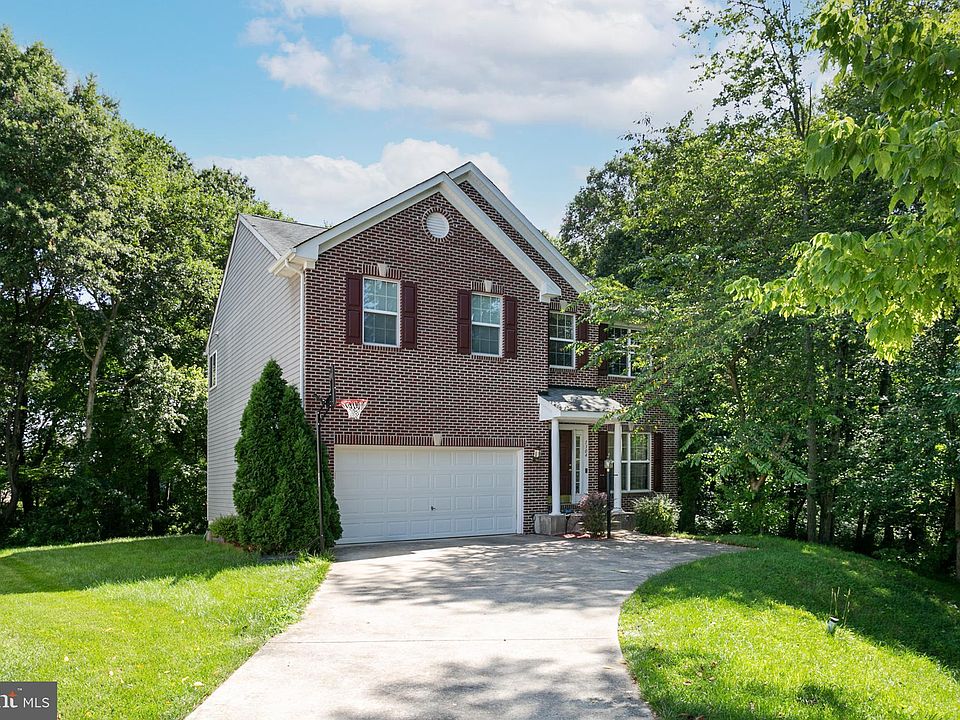 1st image of 1304 Teacher Ln