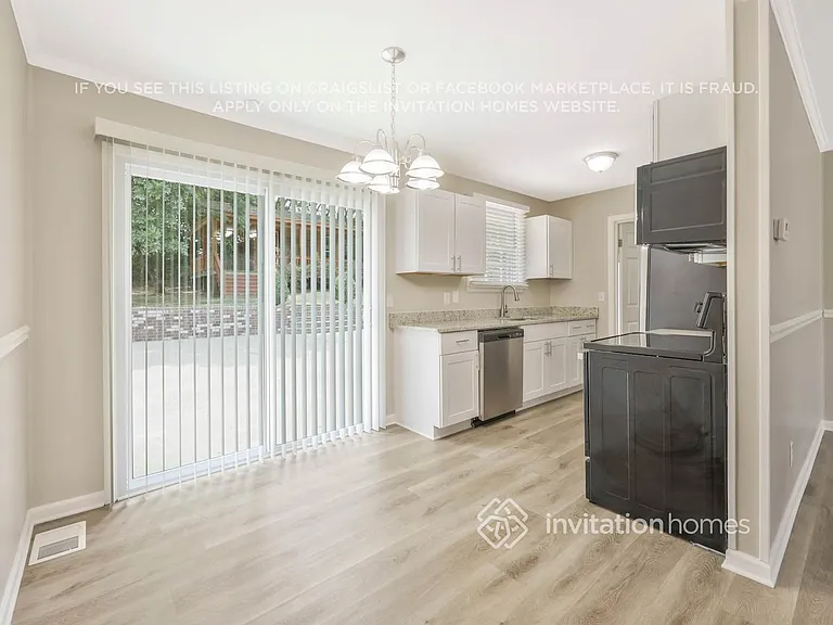 111 Curtiswood Dr — Photo 10