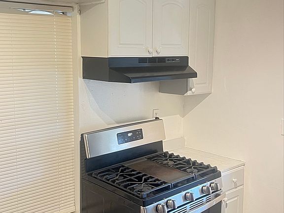 5th image of 314 University Blvd APT 3