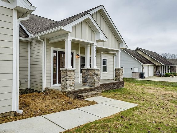 3rd image of 7249 Coleman Cir