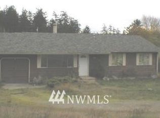 1000 N Carl Ave, Oak Harbor, WA