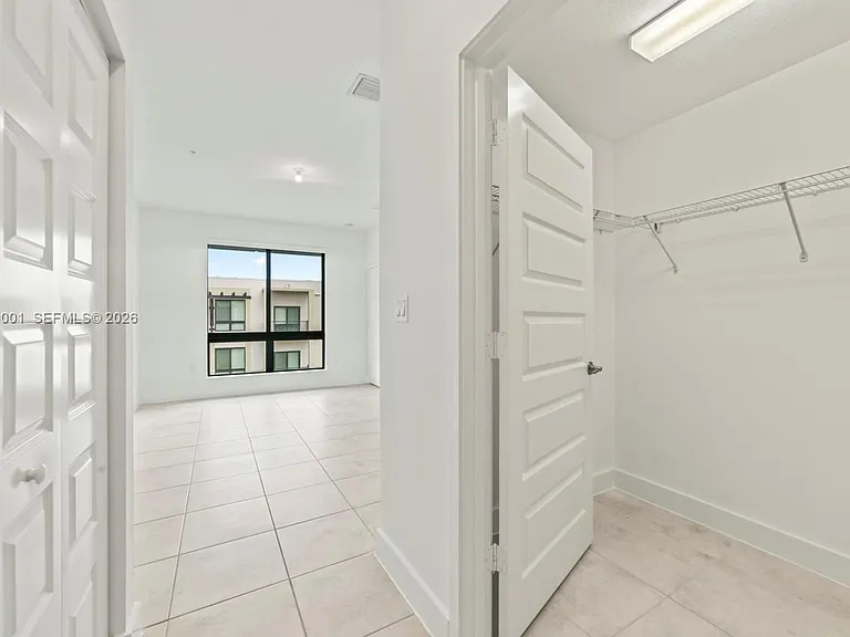 8301 NW 41st St #B-408 — Photo 12