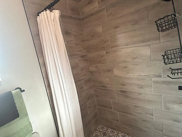 368 Tihami Rd — Photo 37