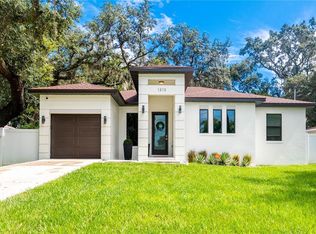 1313 W Humphrey St, Tampa, FL 33604