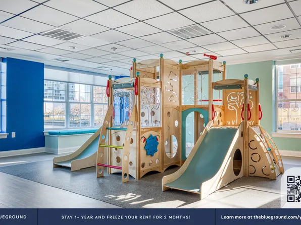 444 Washington Boulevard image 33 of 46