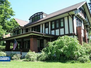 250 Augusta Ave, Dekalb, IL 60115