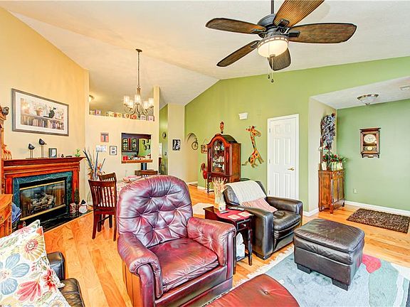5th image of 436 N Odell St