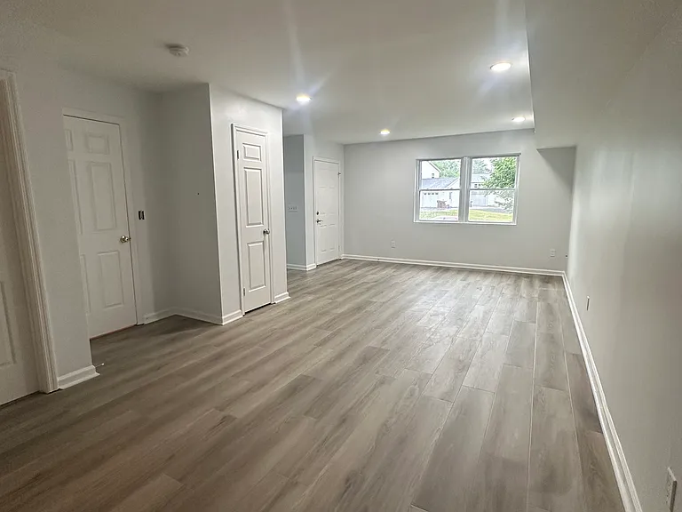 7 Woodridge Cir #7A — Photo 3