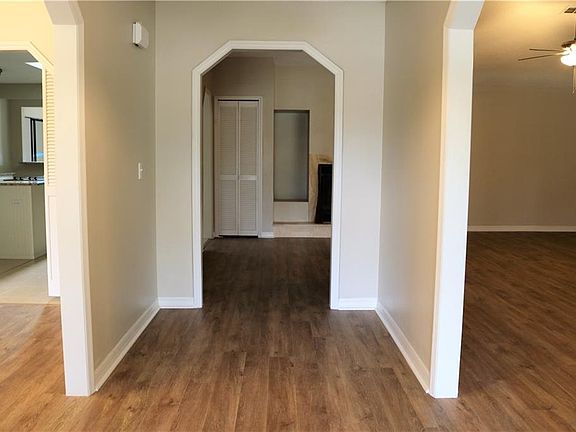 3rd image of 1630 Foxcreek Ln