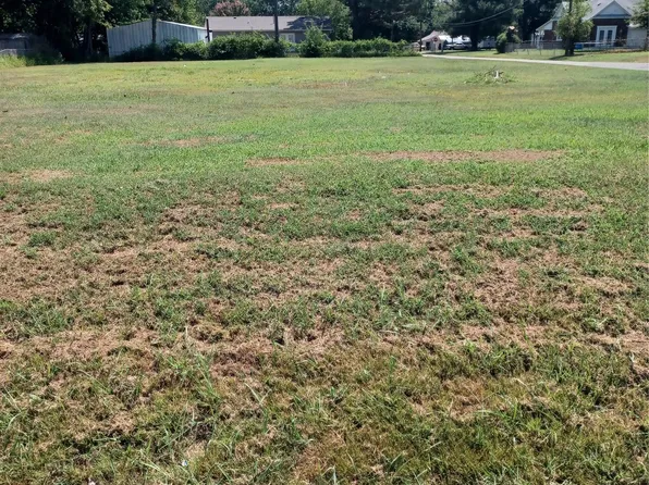 514 SE Main St, Checotah, OK 74426