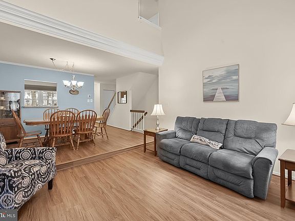 5th image of 25 Neerwinder Ct