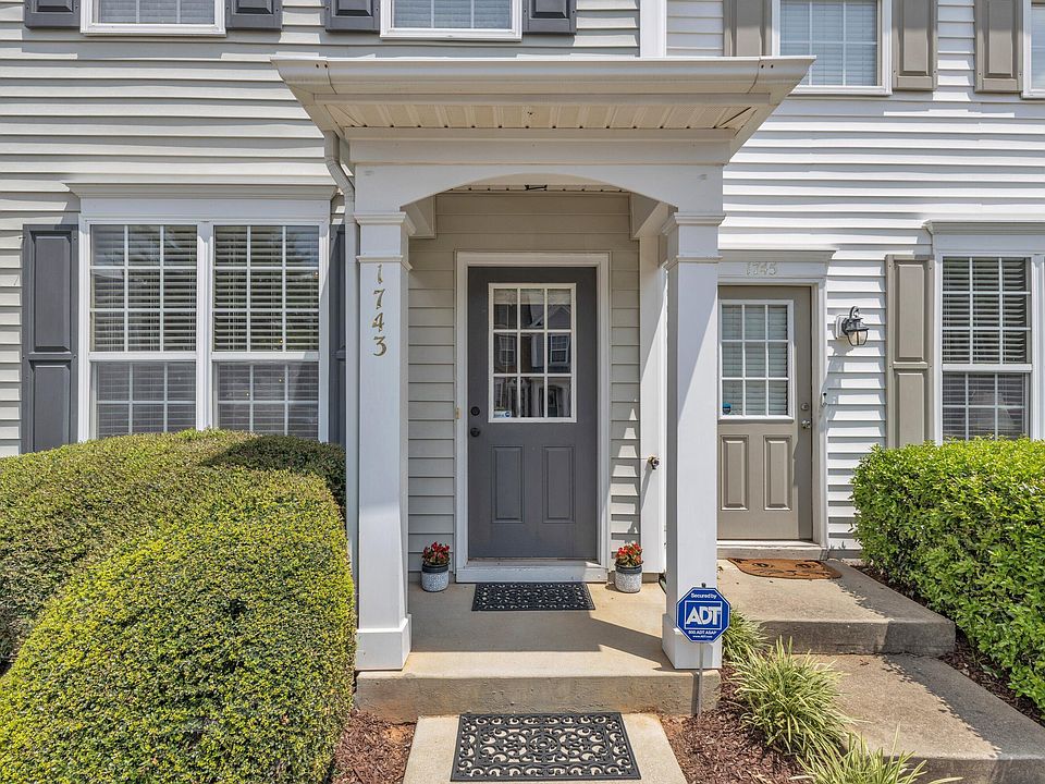 1st image of 1743 Sorrell Brook Way