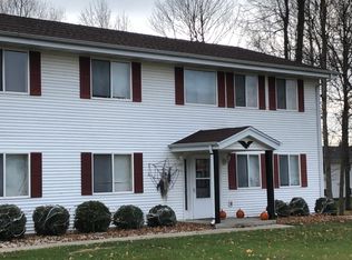 6893 Eastwood Trl, West Bend, WI 53090