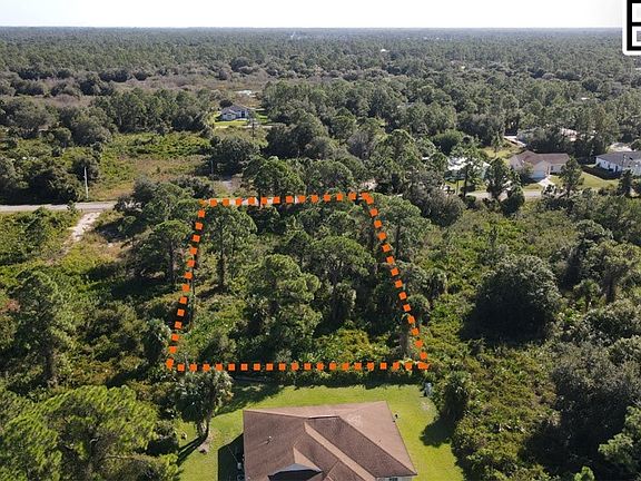 5th image of 1409 Acacia Ave