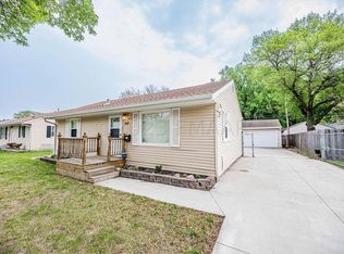 918 21st St S, Fargo, ND 58103