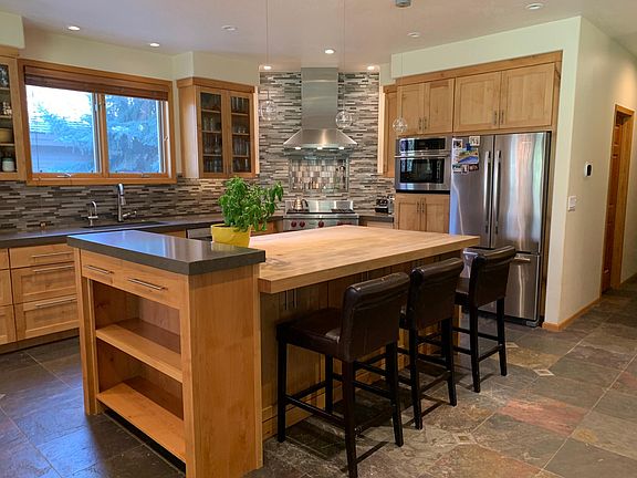 4th image of 5275 Heather Ln