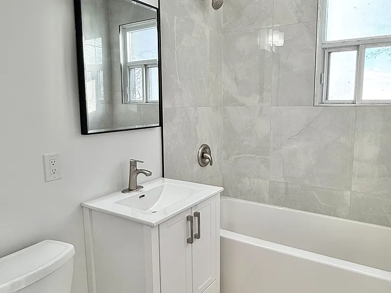 67 Lake Shore Dr #13 — Photo 6