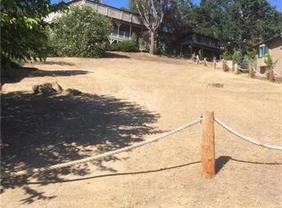 8813 Circle Oak Dr, Bradley, CA 93426