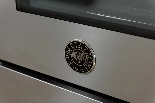 Rented by Corcoran | media 23