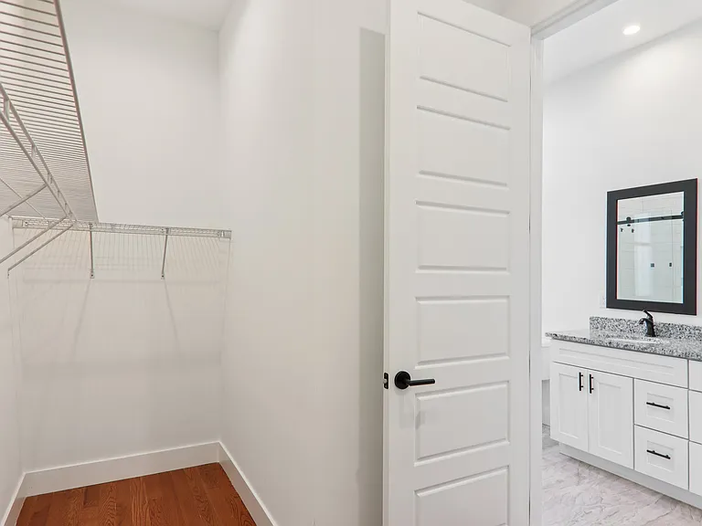 178 Jonathan Ln — Photo 24