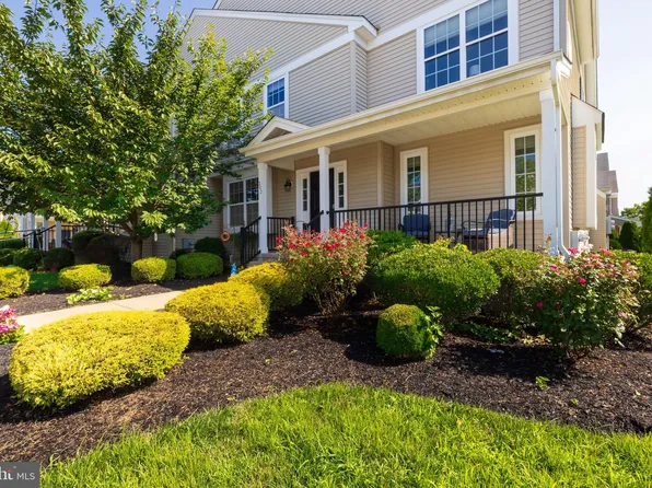 202 Lexington Mews, Swedesboro, NJ 08085