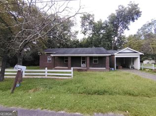 151 N 7th St, Cochran, GA 31014