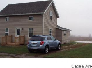 1414 18th St, Viola, IL 61486