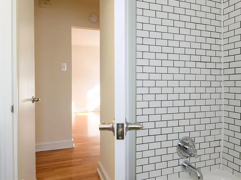 353 W Mount Airy Ave — Photo 18