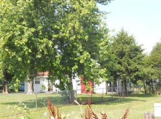 892 32 Hwy, Bolivar, MO 65613