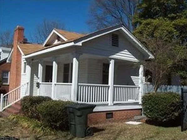 134 Cherry Ave, Hampton, VA 23661