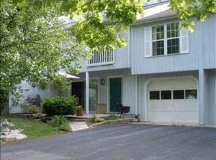 5 Toboggan Run Dr, Wellsville, PA 17365