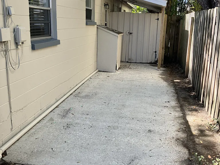 3406 W San Juan St — Photo 4