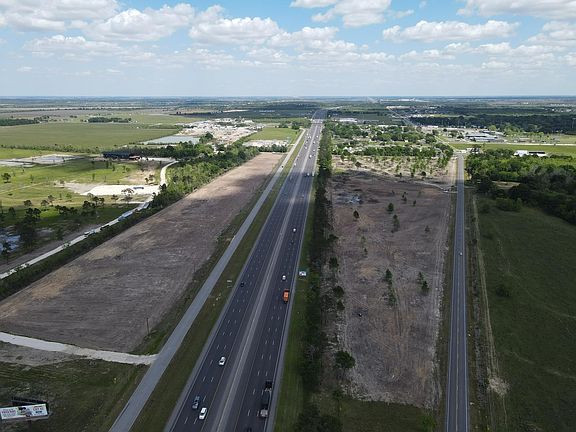 4th image of Highway 3258