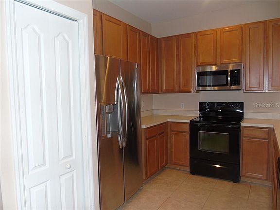 4th image of 2351 Rosewood Ln