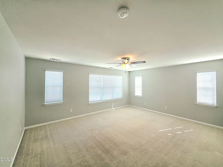 9716 Layla Ave — Photo 9