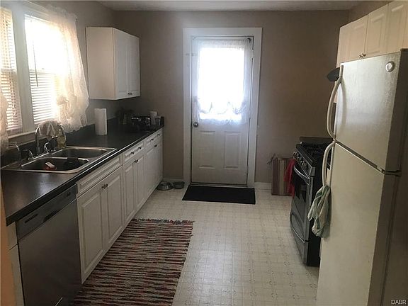 5th image of 118 Wolf Ave