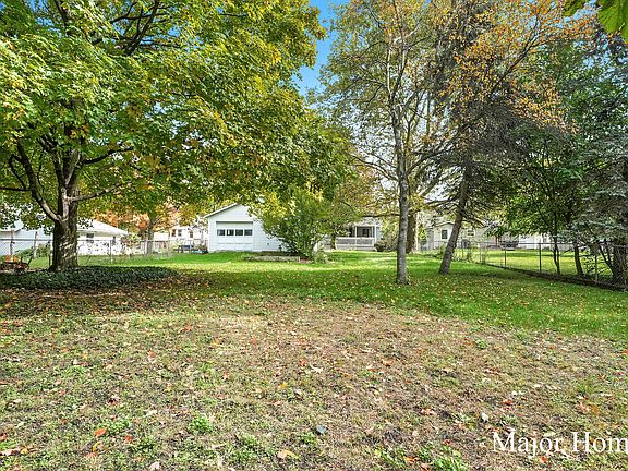 2nd image of 3149 Locke Ave SW