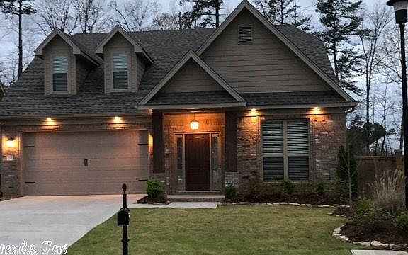 2nd image of 24 Wildwood Place Cir