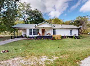 642 Pierce Hollow Rd, Belvidere, TN 37306
