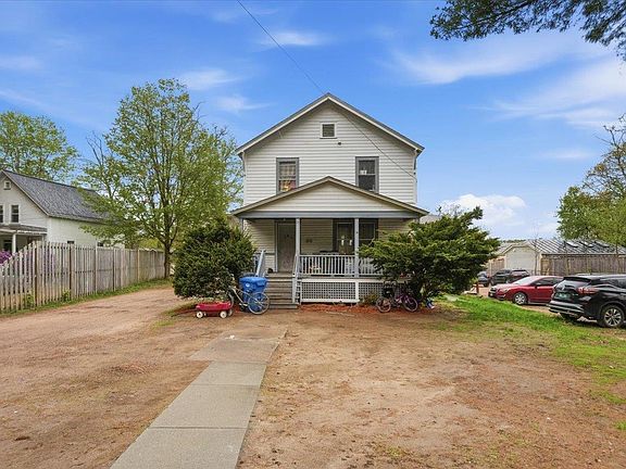 2nd image of 76 Ethan Allen Parkway